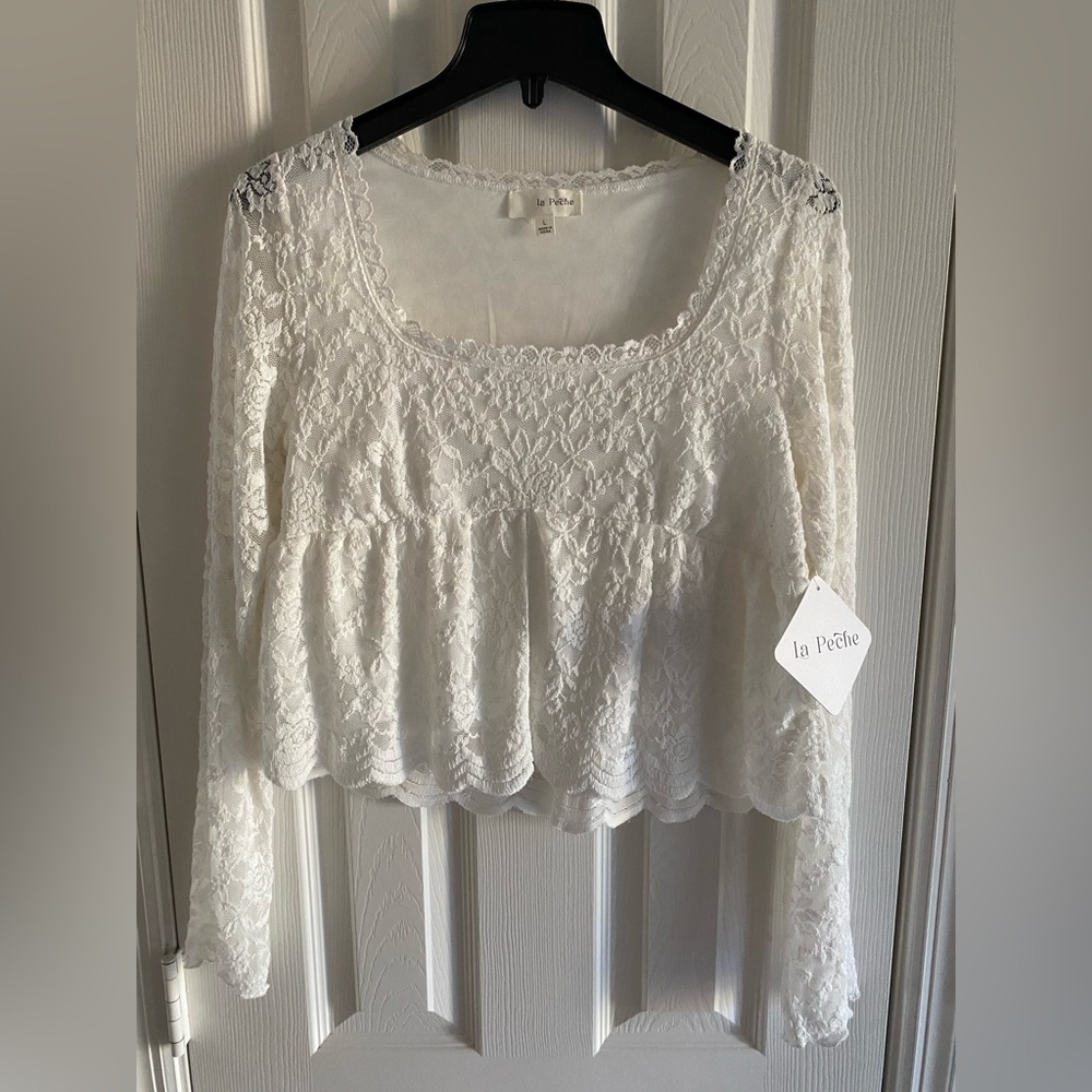 NWT La Peche White Lace Peplum Flowy Blouse Long Sleeves Size Large New